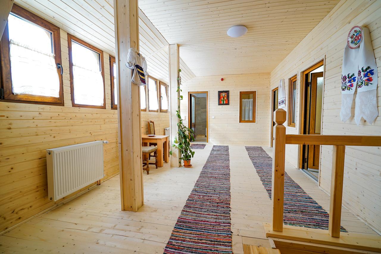 מלון מויסי Casa Ralucai מראה חיצוני תמונה